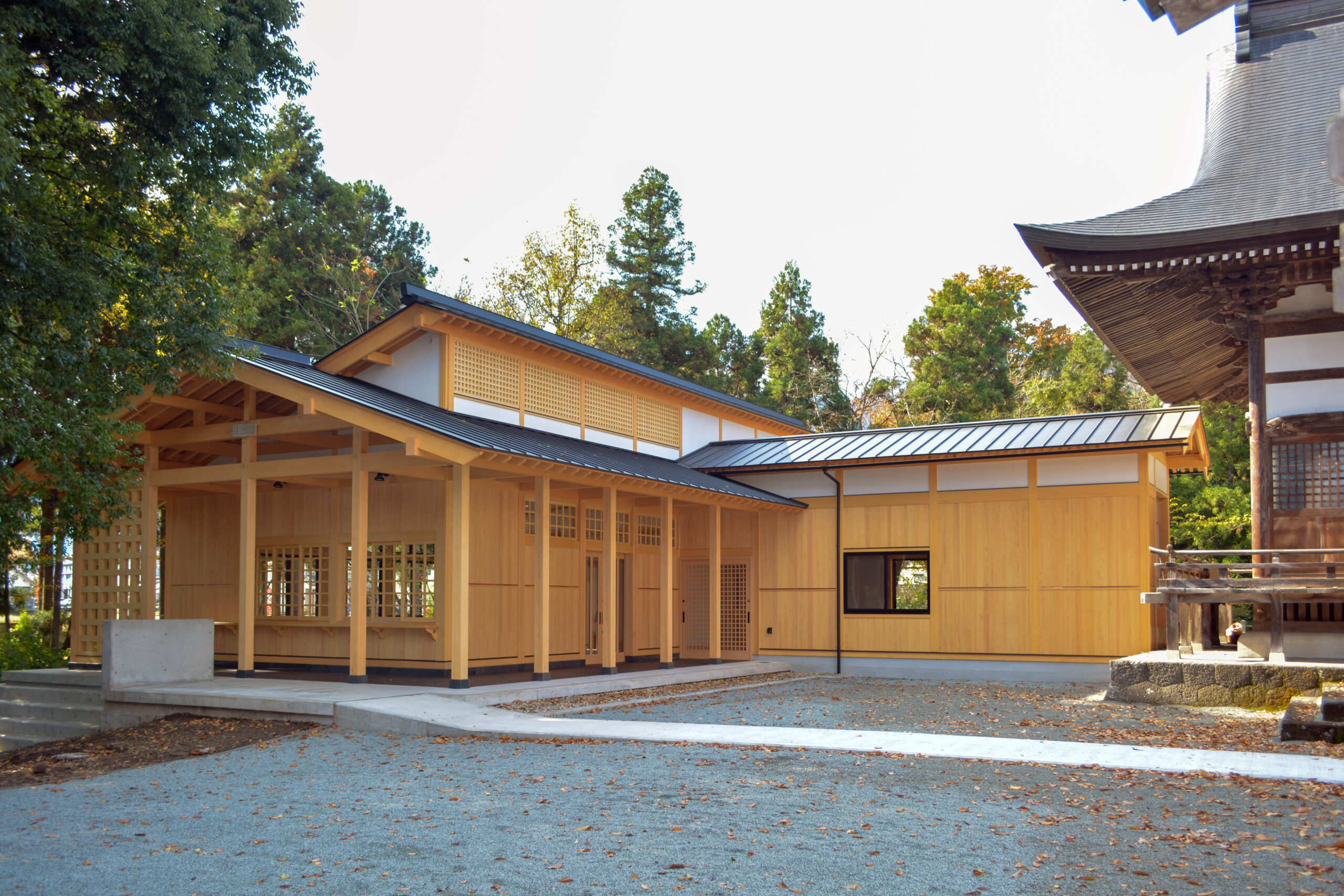 篠座神社待合所